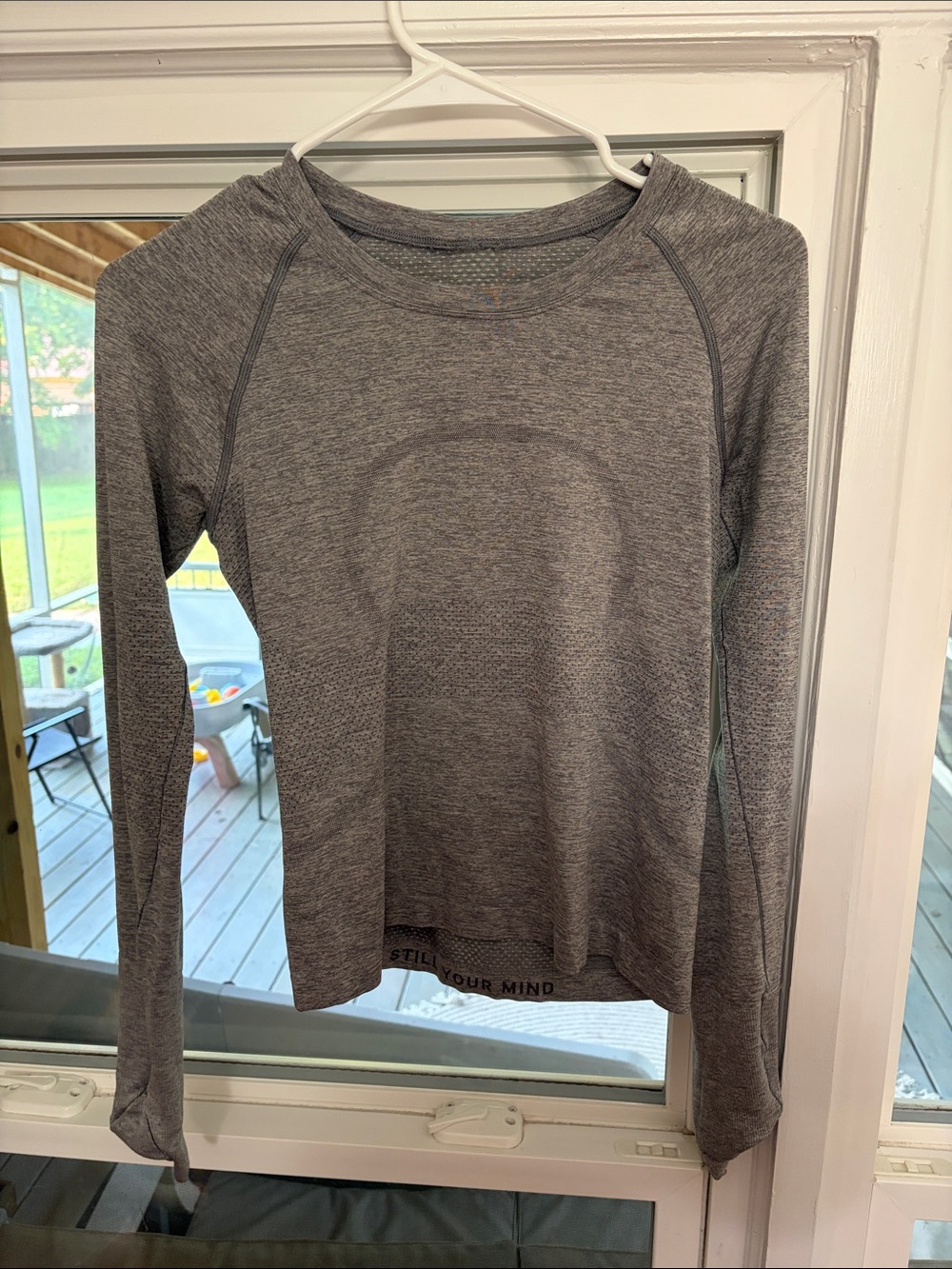 lululemon athletica Heathered Gray Long-Sleeve Performance Tee